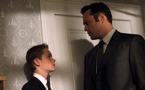 Matt O'Leary, Vince Vaughn - Domestic Disturbance - Photos