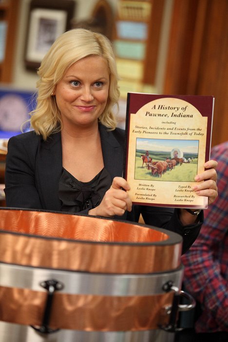 Amy Poehler - Parks and Recreation - Time Capsule - Photos