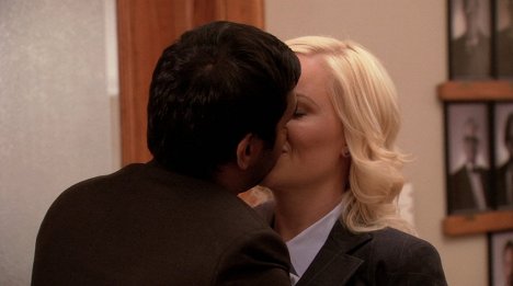 Amy Poehler - Parks and Recreation - Soulmates - Photos