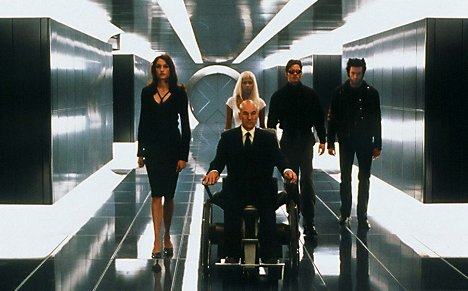 Famke Janssen, Halle Berry, Patrick Stewart, James Marsden, Hugh Jackman - X-Men - De la película