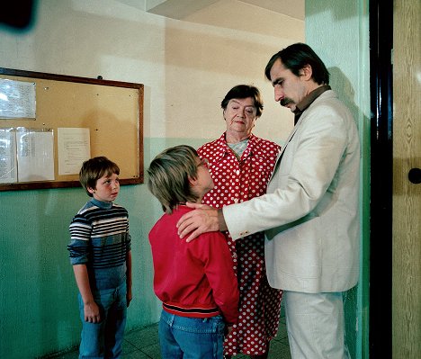 Milan Šimáček, Pavla Maršálková, Pavel Zedníček - Bakaláři - Rytíř - Photos