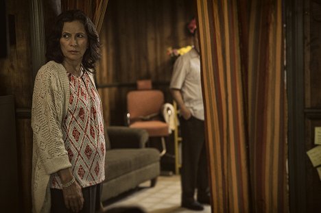 Patricia Reyes Spíndola - Fear the Walking Dead - Közel, mégis oly távol - Filmfotók