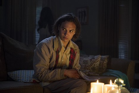 Frank Dillane - Živí mrtví: Počátek konce - Pes - Z filmu