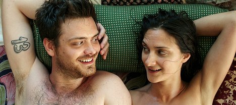 Sebastian Fräsdorf, Alice Pehlivanyan - Im Sommer wohnt er unten - De la película