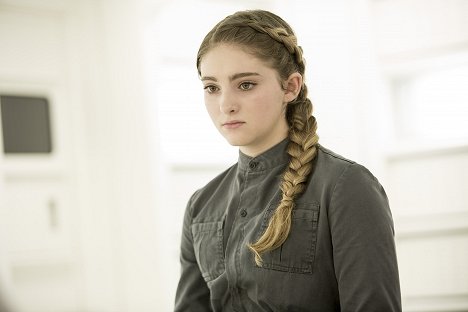 Willow Shields - The Hunger Games: Mockingjay - Part 2 - Photos
