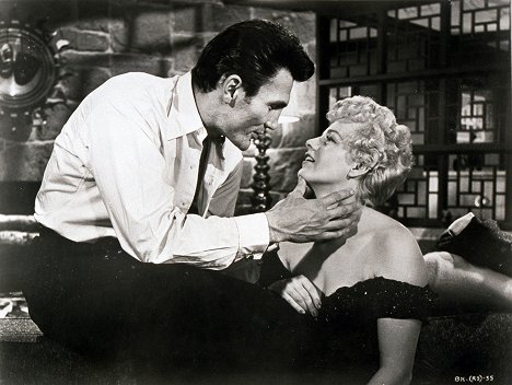 Jack Palance, Shelley Winters - Hollywood-Story - Filmfotos