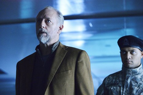 Xander Berkeley - 12 Monkeys - Treibende Kräfte - Filmfotos