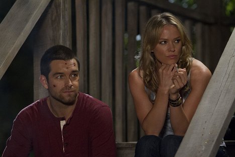 Antony Starr, Kay Story - Banshee - Small Town. Big Secrets. - Half Deaf Is Better Than All Dead - Photos