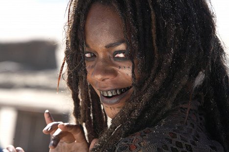 Naomie Harris - Pirates of the Caribbean 3 - Am Ende der Welt - Filmfotos
