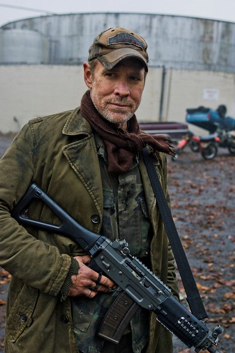 Will Patton - Falling Skies - Love and Other Acts of Courage - Photos