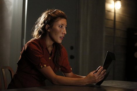 Dichen Lachman - Agenti S.H.I.E.L.D. - The Things We Bury - Z filmu