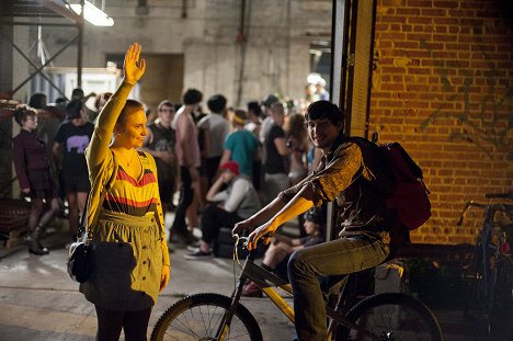 Lena Dunham, Adam Driver - Girls - Welcome to Bushwick a.k.a. The Crackcident - Van film