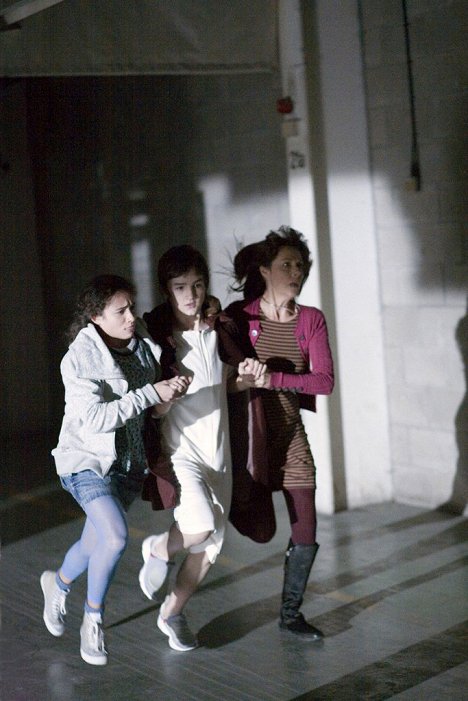 Yasmin Paige, Tommy Knight, Elisabeth Sladen - Dobrodružství Sarah Jane: Invaze Baneů - Z filmu