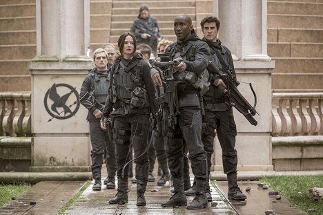 Josh Hutcherson, Elden Henson, Jennifer Lawrence, Mahershala Ali, Liam Hemsworth - Hunger Games: Síla vzdoru 2. část - Z filmu
