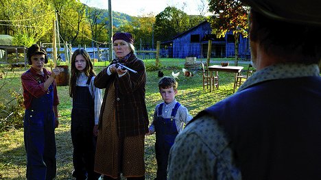 Mackenzie Foy - Wish You Well - Van film