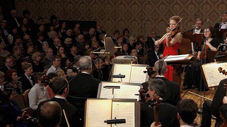 Julia Fischer - Česká filharmonie a Julia Fischer - Z filmu