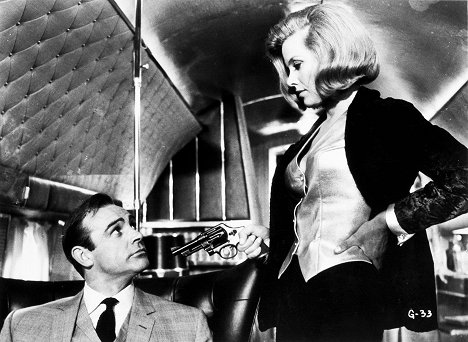 Sean Connery, Honor Blackman - Goldfinger - Z filmu