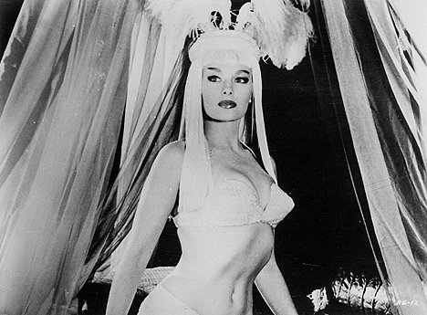 Lili St. Cyr