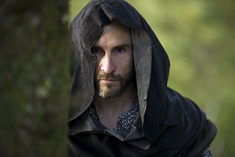 Cal MacAninch - Merlin - To Kill the King - Photos
