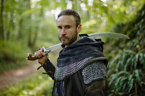 Cal MacAninch - Merlin - To Kill the King - Photos