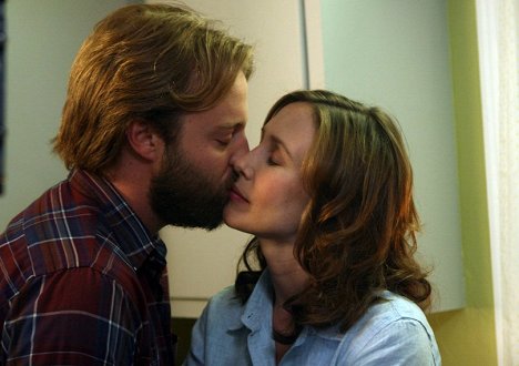 Joshua Leonard, Vera Farmiga - Higher Ground - De filmes