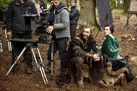 Joseph Mawle, Katie McGrath - Merlin - The Witch's Quickening - Van de set