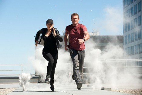 Charity Wakefield, Philip Winchester - The Player - L.A. Takedown - Photos