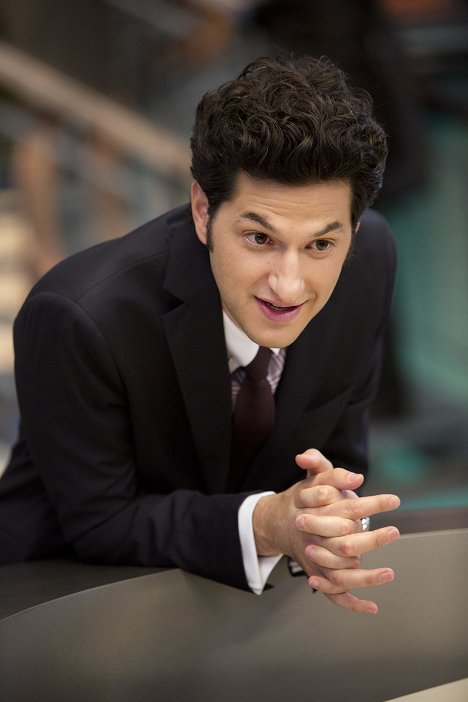 Ben Schwartz - Kłamstwa na sprzedaż - Żołnierze - Z filmu