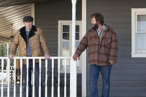 Jeffrey Donovan, Angus Sampson - Fargo - The Gift of the Magi - Photos