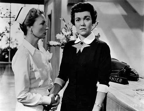 Agnes Moorehead, Jane Wyman - Le Secret magnifique - Film