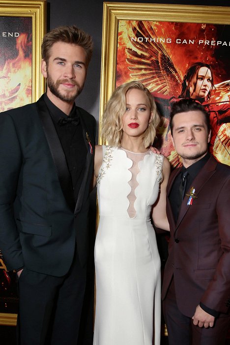 Liam Hemsworth, Jennifer Lawrence, Josh Hutcherson - Hunger Games: Síla vzdoru 2. část - Z akcí