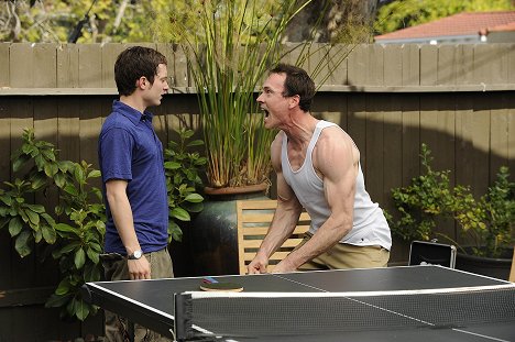 Elijah Wood, Chris Klein - Wilfred - Conscience - Kuvat elokuvasta