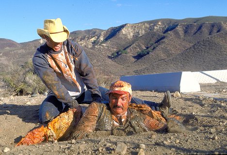 Shawn Christian, Michael Gross - Tremors 3: Back to Perfection - Filmfotos