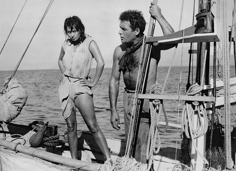 Sophia Loren - Poika delfiinin selässä - Kuvat elokuvasta