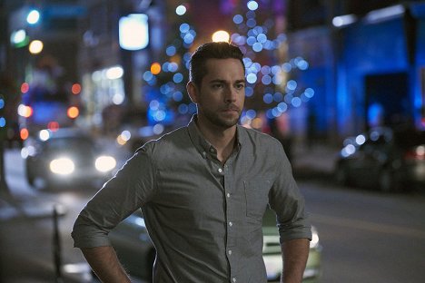 Zachary Levi - Heroes Reborn - 11:53 to Odessa - Photos