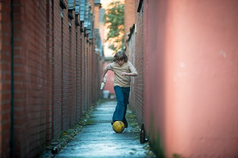 Art Parkinson - Shooting for Socrates - Van film