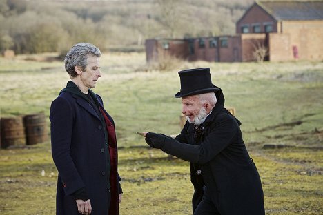 Peter Capaldi, Paul Kaye - Doctor Who - Before the Flood - Photos