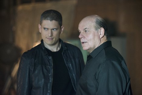 Wentworth Miller, Michael Ironside - Flash - A Villám - Family of Rogues - Filmfotók