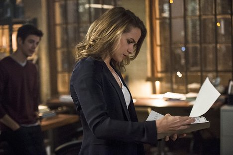 Shantel VanSanten - The Flash - The Fury of Firestorm - Photos