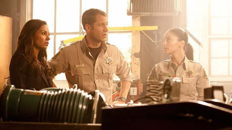 Salli Richardson-Whitfield, Colin Ferguson, Erica Cerra - Mestečko Heuréka - Lost - Z filmu