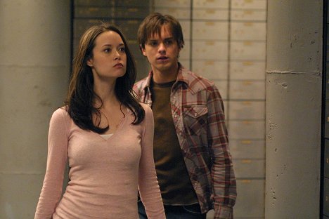 Summer Glau, Thomas Dekker - Terminator: The Sarah Connor Chronicles - Pilot - Photos