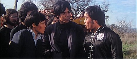 Polly Kuan, Don Wong, Fumio Idemura - Xiao ying xiong da nao Tang Ren jie - Film