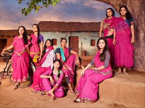 Tannishtha Chatterjee, Madhuri Dixit, Divya Jagdale - Gulaab Gang - Promokuvat