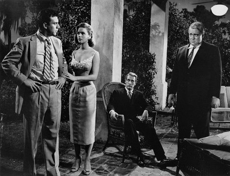 Anthony Franciosa, Lee Remick, Paul Newman, Orson Welles