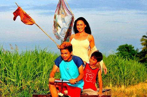 Joshua Pineda, Cherie Gil, Chino Jalandoni - Sonata - Film