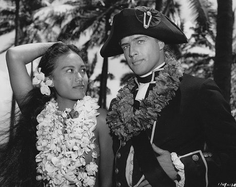 Tarita, Marlon Brando - Meuterei auf der Bounty - Filmfotos