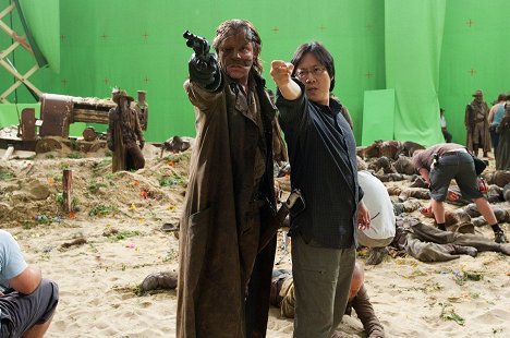 Danny Huston, Seung-mu Lee - The Warrior's Way - Dreharbeiten