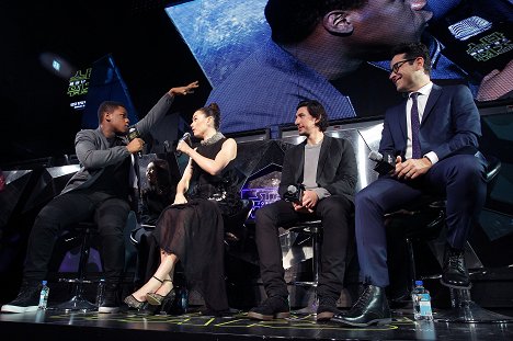 John Boyega, Daisy Ridley, Adam Driver, J.J. Abrams - Star Wars: Episódio VII - O Despertar da Força - De eventos