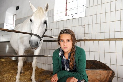 Lara Chommakh - Das Glück dieser Erde - Lena - Photos