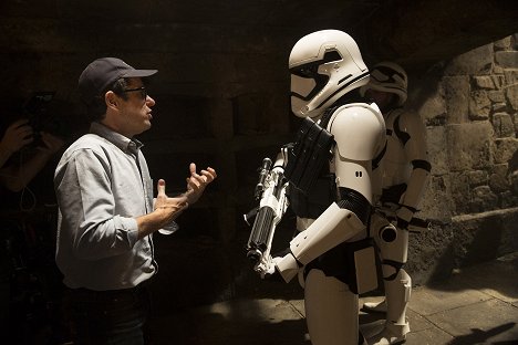 J.J. Abrams - Star Wars: Az ébredő Erő - Forgatási fotók